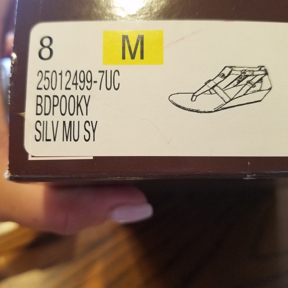 Shoes - Picture 3 of 3